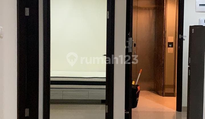 Apartemen Menteng Park 2 BR siap huni di Cikini, Jakarta