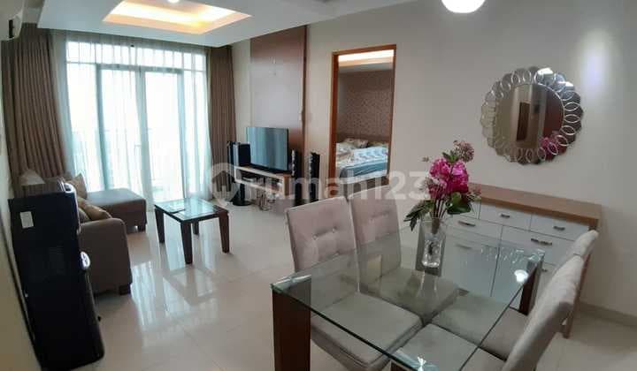APARTEMEN HAMPTONS PARK 3BR SIZE 98 SQM GOOD FURNISHED