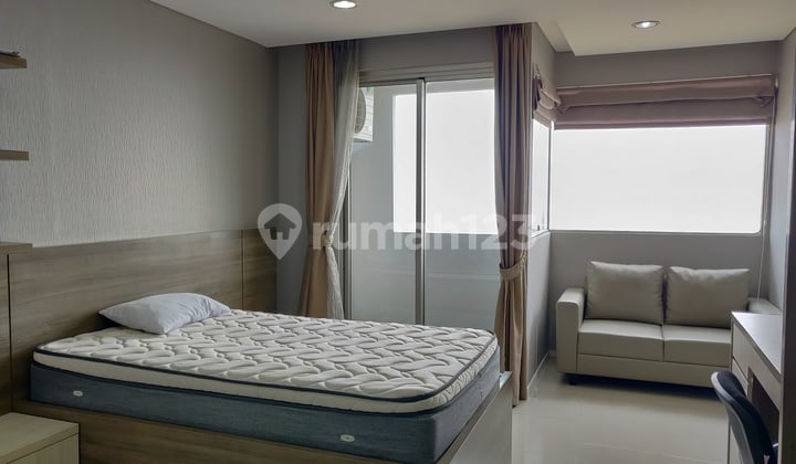 Studio Full Furnished Paddington Heights Apartment di Sebelah Binus University Alam Sutera