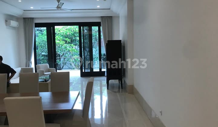 Apartemen Atmaya Residences East Wing, Low Rise, 4BR, 234sqm