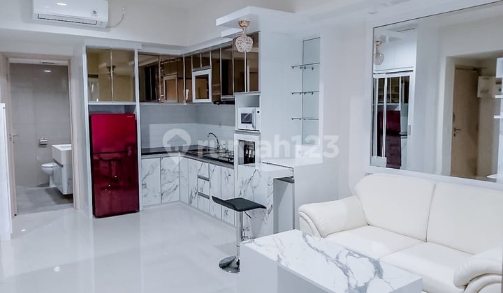 BEST OFFER !!! Orange County Tower Glendale Apartment Fully Furnished with Bathtub Lippo Cikarang