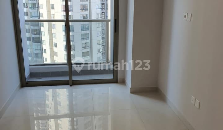 Unit 2 BR Apartemen Taman Anggrek Residence
