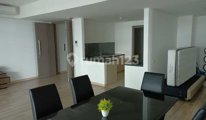 For Sale 4 BR Apartment 178m2 Furnished New Ambassador St Moritz