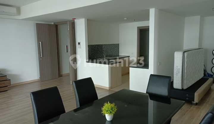 Jual Apartemen 4 Br Luas 178m2 Furnished New Ambassador St Moritz