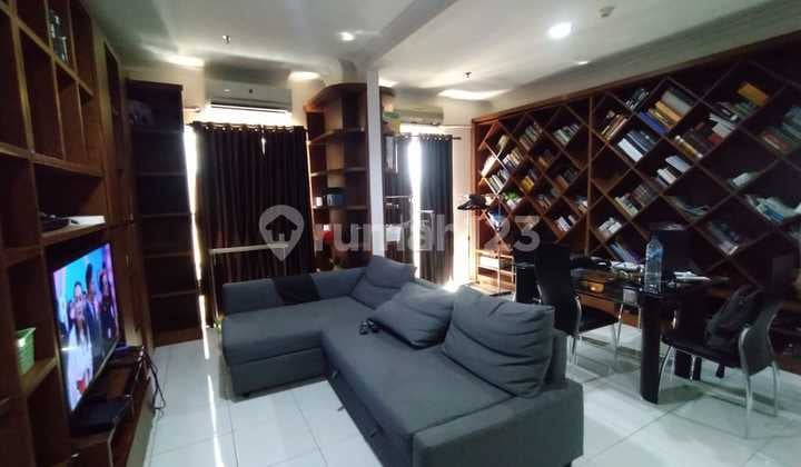 BEAUTIFUL APARTMENT.. IN THE HEART OF THE CITY.. STRATEGIC LOCATION NEAR HIGHWAY AND TRAIN STATION