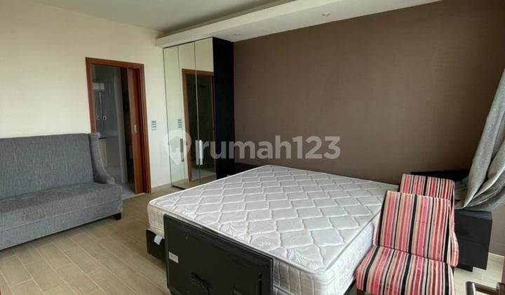 Apartemen ancol mansion full furnish, lantai rendah, rapih siap huni