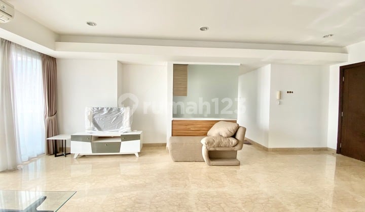 Royale Springhill Apartment 2 bedrooms 165 meters furnished cheap