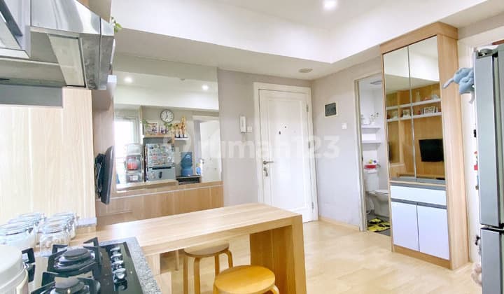Jual Cepat Apartemen Hook Murah Full Furnished Type 2BR Green Lake Sunter Jakarta Utara