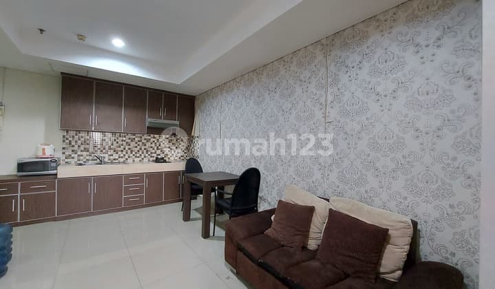 Trivium apartment 1 bedroom low floor with lake and swimming pool view