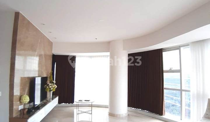 For Rent: Luxury Apartment at One Icon Residence, Tunjungan Plaza, Surabaya, 36th Floor, 3 BR+1 Type