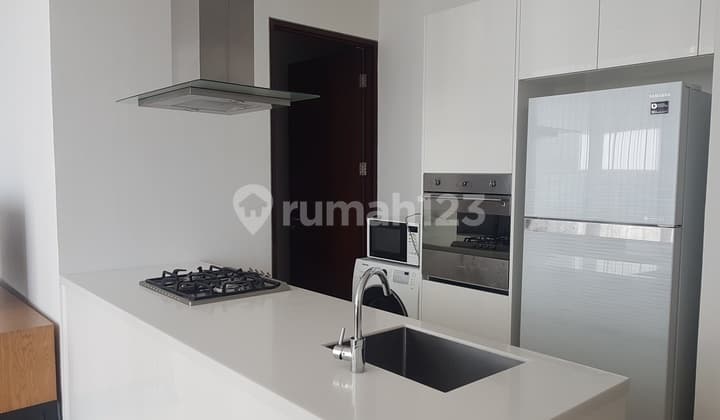 Apartemen Senopati Suites 2 beds 135 m2 Unfurnish