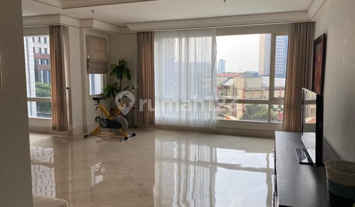 EXCLUSIVE APARTMENT IN SCBD BUSINESS CENTER EXCLUSIVE APARTMENT IN SCBD BUSINESS CENTER
