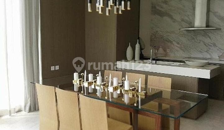 American Style Luxury Apartment in Kuningan, CBD Jakarta.