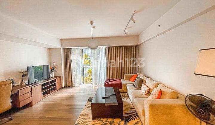 Sewa Apartemen Ramah Hewan Peliharaan di Verde Apartemen 2 Kamar Tidur 175m2 Furnished