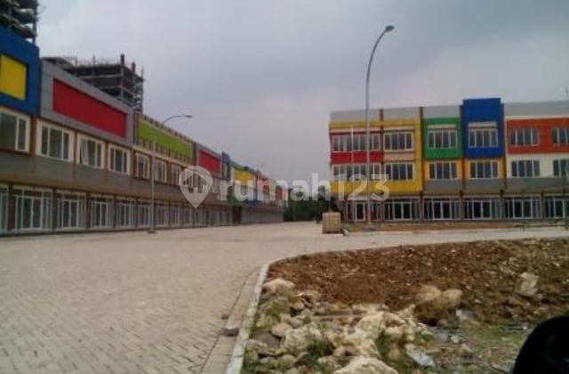 Huk, Ruko Pasar Bersih, Sentul City