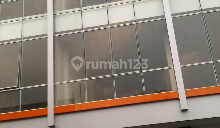 Ruko Baru 3 Lantai Ditepi Jalan Raya Yang Berkembang