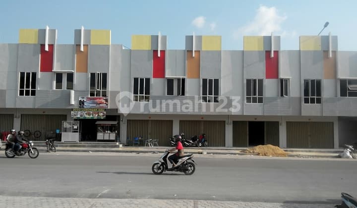 RUKO STRATEGIS di KAWASAN PADAT