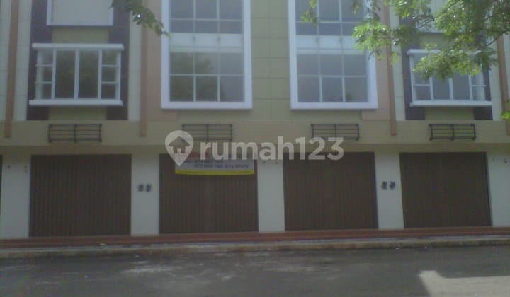 RUKO UNTUK USAHA DAN KANTOR BAGUS