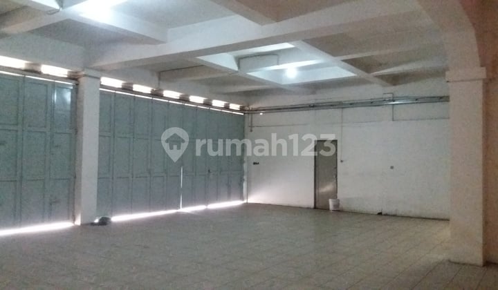 Mohammad Toha Street Shop House Bandung