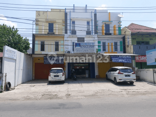 Ruko 3 lantai sangat strategis di manahan solo