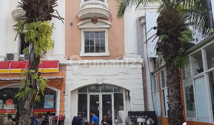 Rrukan Exclusive 3,5lt Hadap Cluster Damar Golf Rrukan Exclusive 3,5lt Hadap Cluster Damar Golf