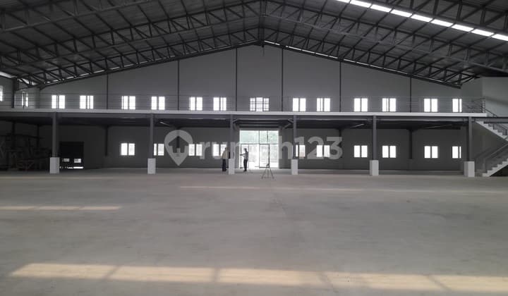 Gudang Baru Siap Pakai 3.200m2 Cibitung Bekasi