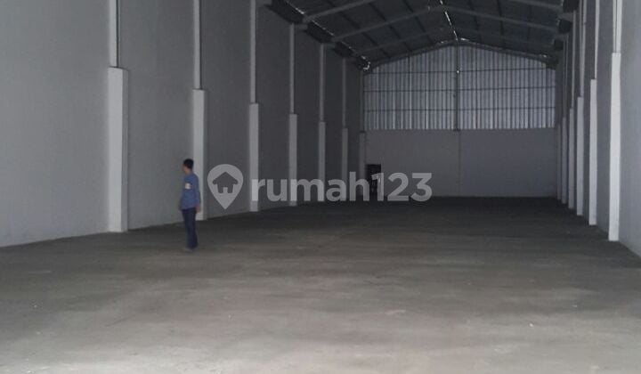 Ruko Gudang Siap Pakai 830m2 Exit Tol Tangerang