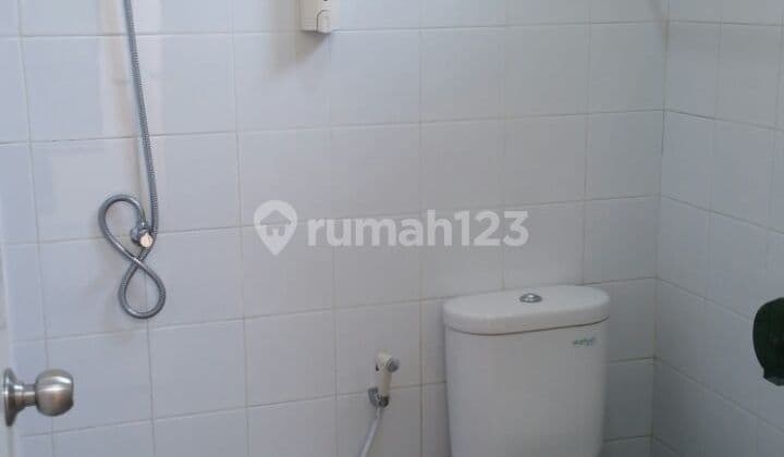 Nyaman aman, ditengah-tengah Alam Sutera, dekat pintu toll, dekat ( Sekolahan, RS Omni, Hotel Mercuri, pusat perbelanjaan).