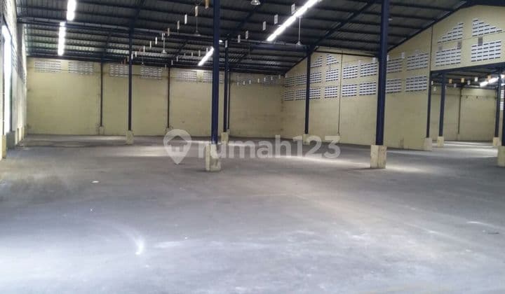 Gudang Jatake 2500m2 siap pakai Akses Kont Tangerang