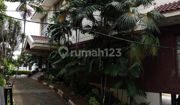 Jual GEDUNG 3,5 Lantai di Wijaya - Kebayoran Baru