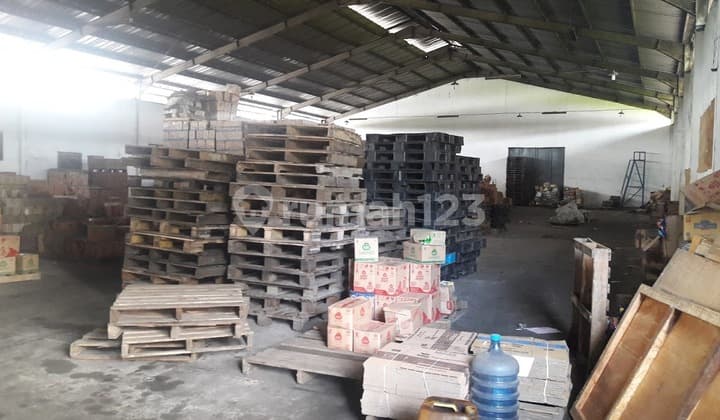 Gudang KS Tubun luas 2000 m2 dekat Pintu Air Tangerang Akses Cont 40