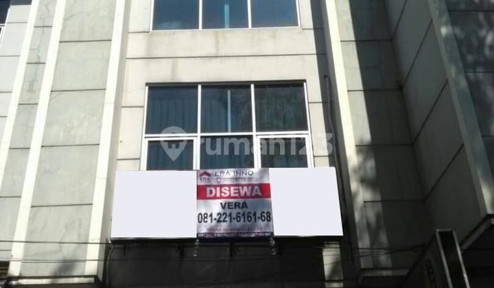 Ruko Tengah Kota di Malabar