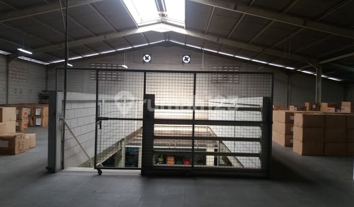 gudang siap pakai di jln peta, pusat kota bandung