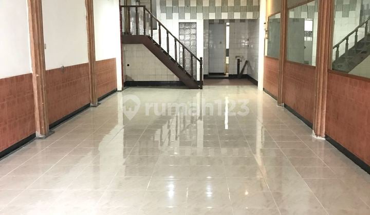 ruko pusat kota di jl. tidar siap pakai !!