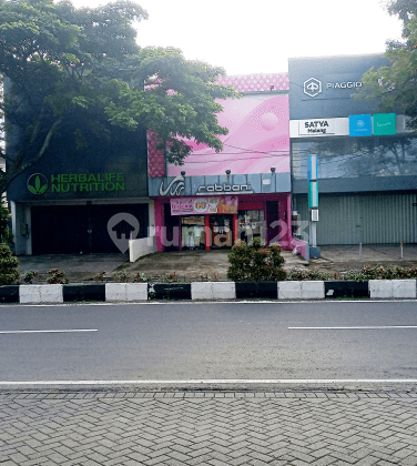 Cocok untuk showroom di jalan S Parman