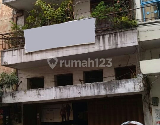 Ruko Streategis 2 Lantai di Pasar Besar Malang