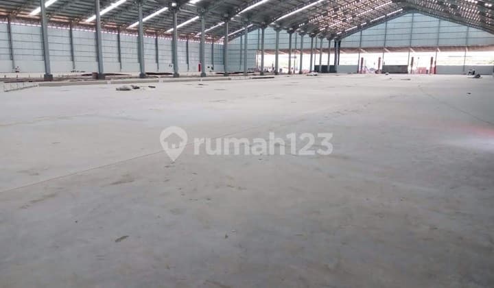 Gudang Modern Warehouse 8.200 m2 Cikarang Bekasi
