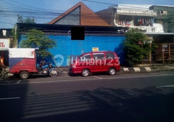 Gudang siap pakai di jalan Thamrin