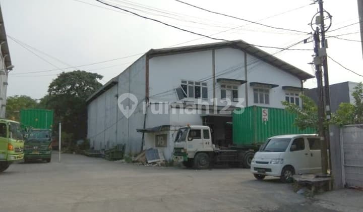 Gudang Multiguna siap pakai di alam sutra