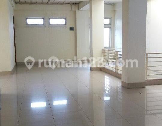 Ruko Bagus 3 Lantai Di Pusat Kota Bandung Sayap Jalan Karapitan