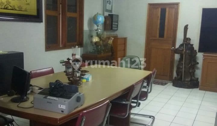 spacious 1600m warehouse in Benda, Tangerang, 2 units combined into one
