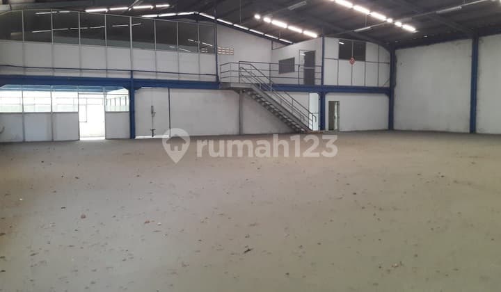 Gudang 2200 m2 Kwsn Ind Hyundai Bekasi Cikarang