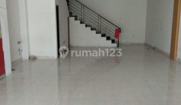 ruko di jalan veteran, sayap asia afrika