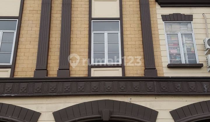 Ruko 3 Lantai Thamrin Boulevard Jababeka Cikarang Depan Jalan Thamrin Ramai Potensi Berkembang