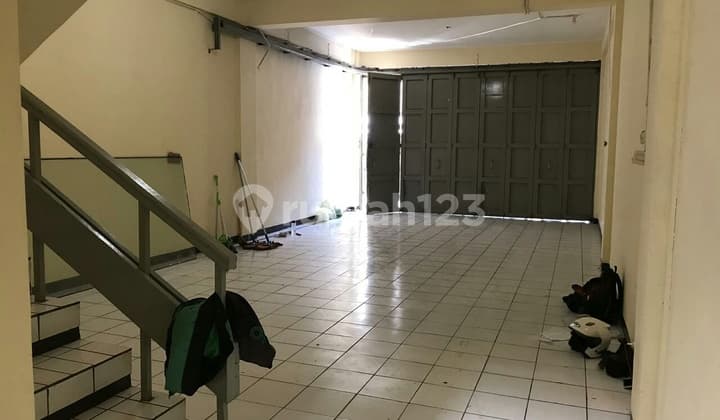 City Center Strategic Area Ruko in Banceuy Bandung Ruko in Banceuy Bandung Complex, Asia Afrika 150 m² Unfurnished