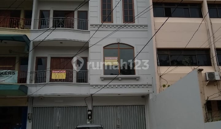 Ruko di Greenville Jakarta Barat