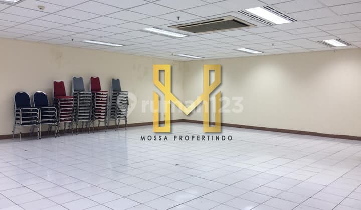 Ruang usaha di lantai dasar gedung perkantoran area Kuningan - HR Rasuna Said - Setiabudi, Jakarta Selatan