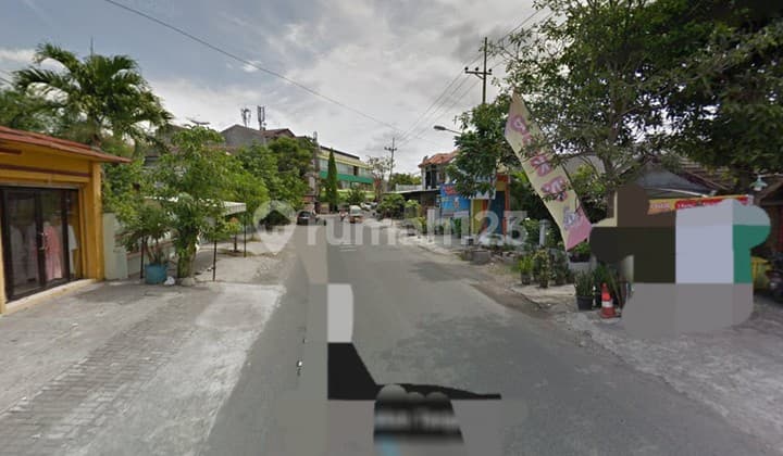 Raya Manukan Siap Pakai. Row Jalan Lebar 4 Mobil