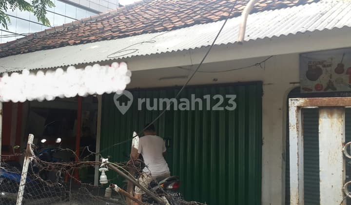 Bargain Stay House & Kiosk Kebayoran Lama.