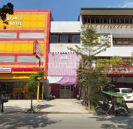 Ruko 3 lantai dekat area perkantoran jl. Prngayoman Ruko 3 lantai dekat area perkantoran jl. Prngayoman